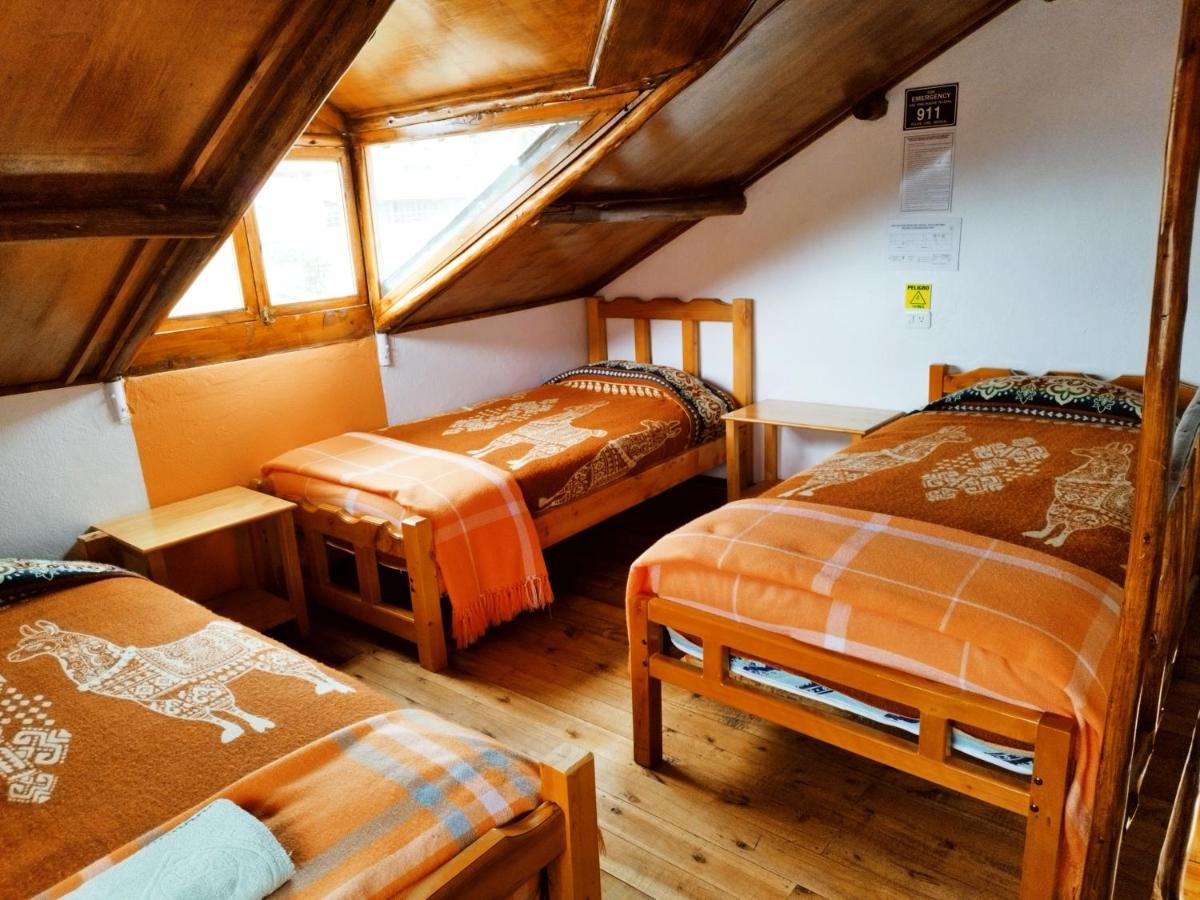 Hostal Taita Cristobal Isinlivi Екстер'єр фото